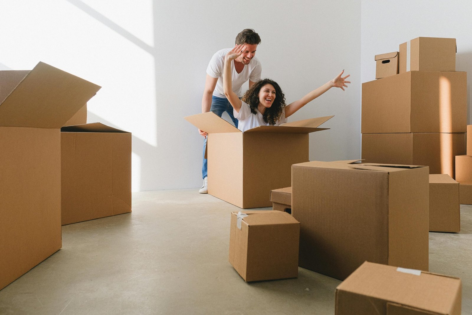 Should Moving Companies Offer Packing Services? A Profitability Breakdown